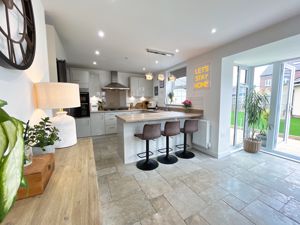 Photo 25- click for photo gallery